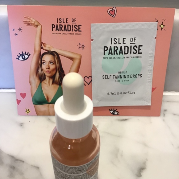Isle of Paradise Light Self-Tanning Face Drops - Picture 2 of 3